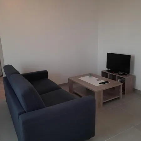 Agreable Maison A Portes Apartment Antheuil-Portes
